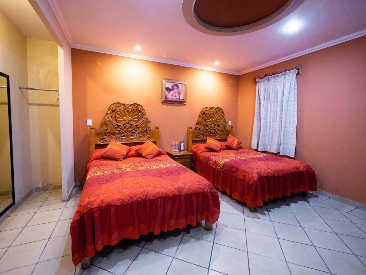 Hotel El Angel Taxco エクステリア 写真