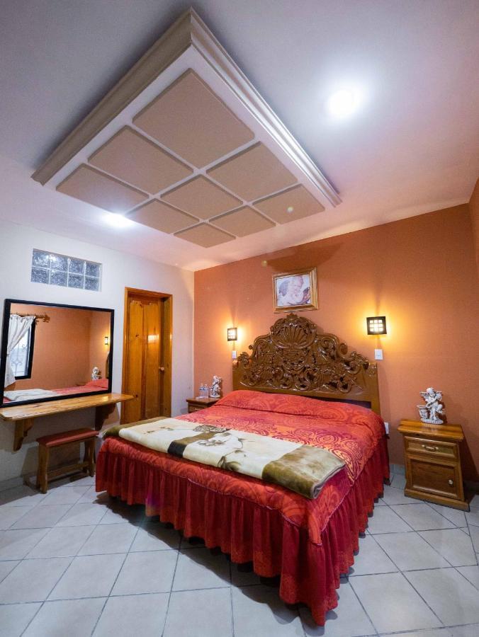 Hotel El Angel Taxco エクステリア 写真