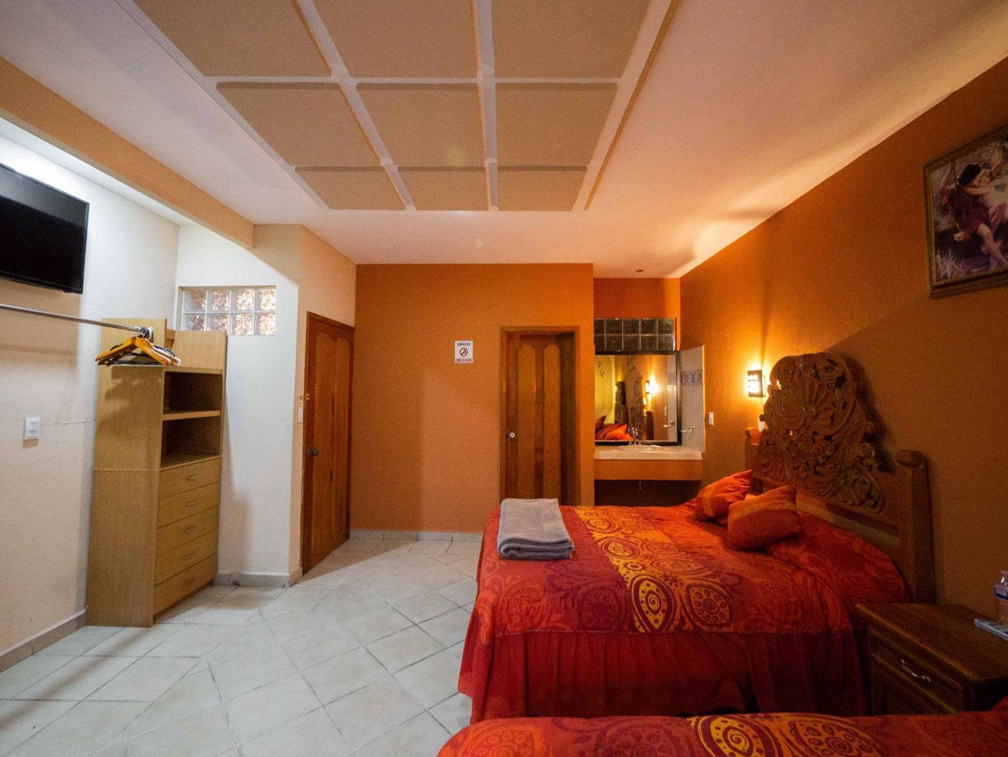 Hotel El Angel Taxco エクステリア 写真
