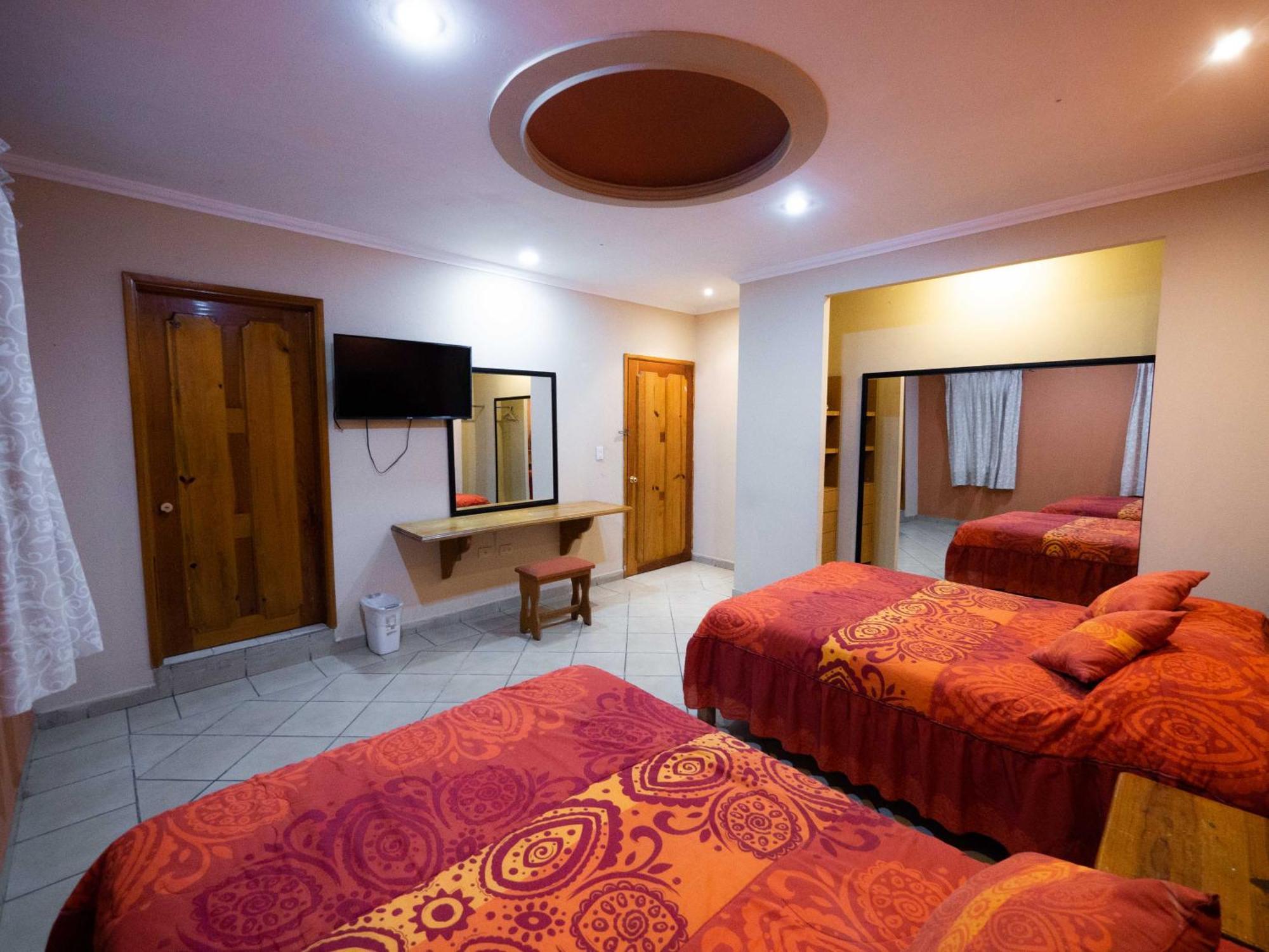 Hotel El Angel Taxco エクステリア 写真